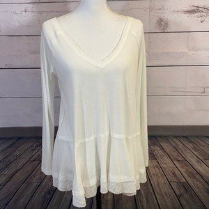 Altar’d state white BoHo V-neck ruffle 3/4 sleeve lace ribbed top size medium